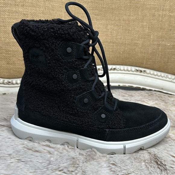 Sorel | Explorer Next Joan Cozy | Black, Moonstone | Size 6 - Picture 3 of 15